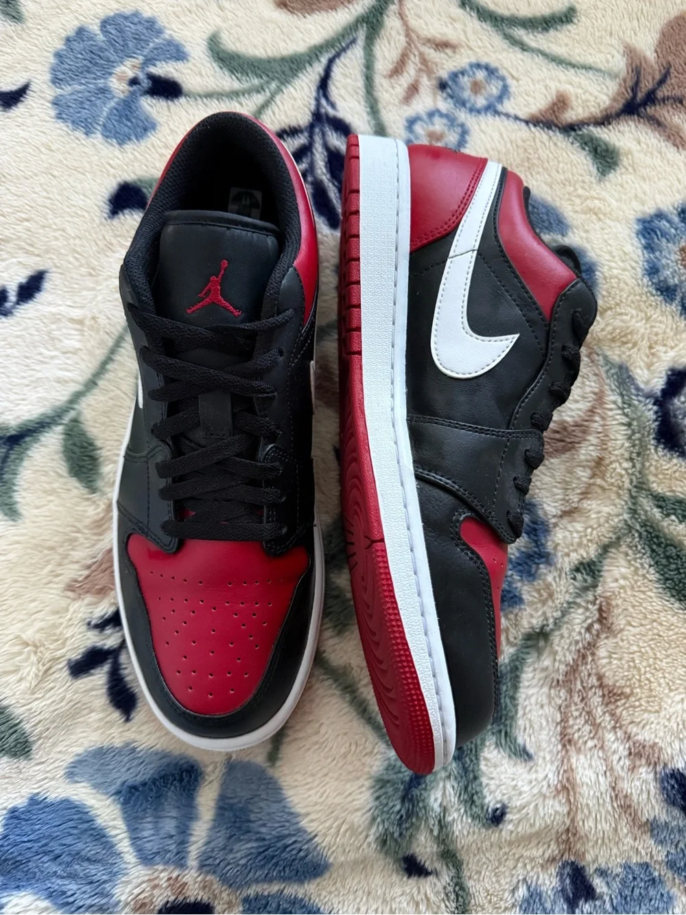 Jordan Men’s Low-Top Sneakers in Black and Red
